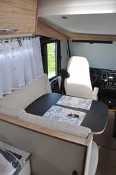 stube_sicht_auf_fahrersitz